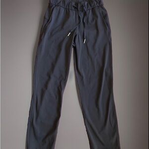 Lululemon Keep Moving Black Drawstring Crop Pants Pockets Women’s Size 2